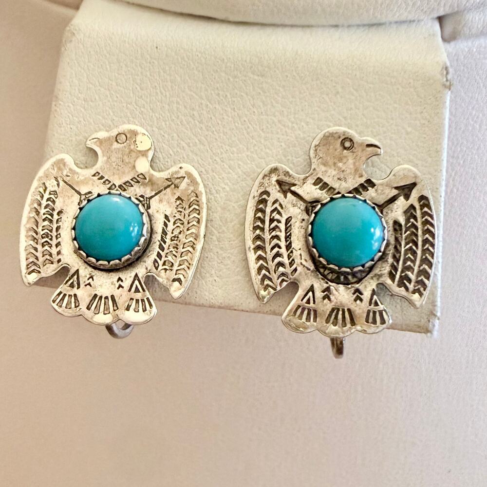 Vintage Navajo Turquoise Sterling Silver Screwback Earrings - Picture 7 of 9